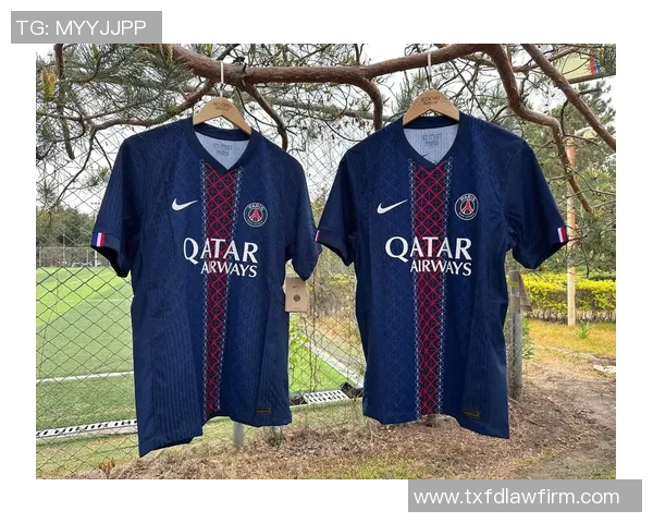 寻找足球明星球衣图片分享平台与资源推荐