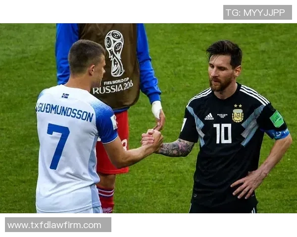 当今足球场上那些颜值与实力并存的帅气明星们