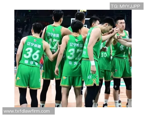 上海久事与辽宁本钢激战正酣谁能在CBA赛场上笑到最后