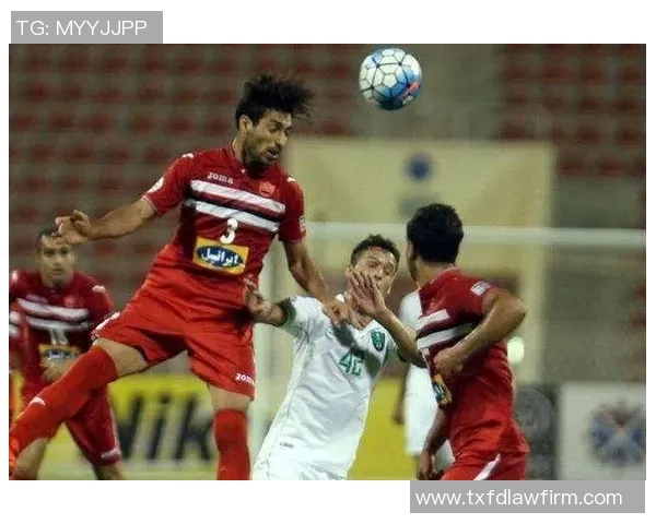 波斯波利与萨德的巅峰对决揭示足球战术与团队精神的较量